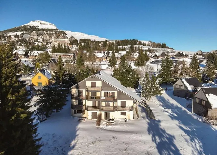 Calme Avec Vue Proche Station - Fr-1-814-92 Apartment *