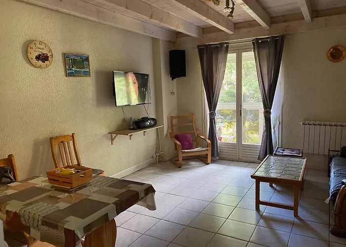 Calme Avec Vue Proche Station - Fr-1-814-92 Apartment